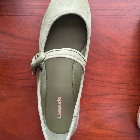 Larroude Verona Ballet Flat In Seaweed Suede - Picture 7 of 14